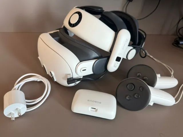  Quest 3 512GB×BOBOVR S3 Pro Meta Quest 3 512GB em excelente estado + BoboVR S3 Pro + Case