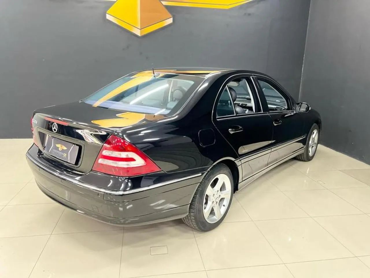 MERCEDES-BENZ C-320 3.2 ELEGANCE V6 GASOLINA 4P AUTOMÁTICO - Foto 2