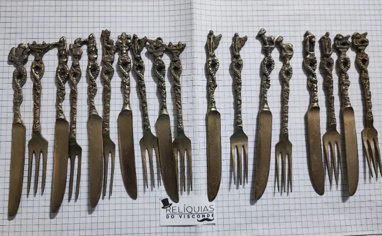 Antigo Talher Gótico em Alpaca Argentino... sobremesa  - 15cm...  valor do par.  - Foto 2