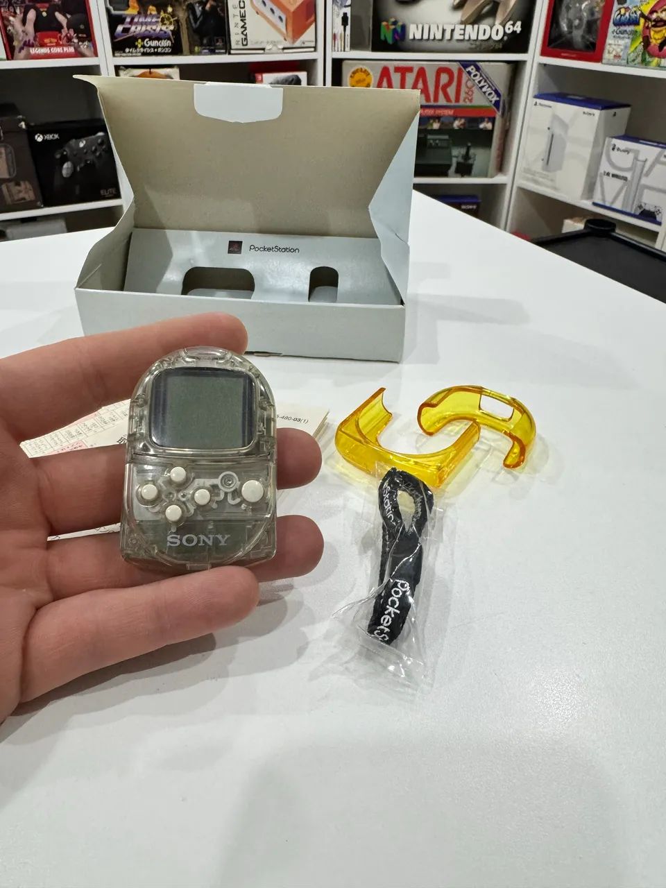 Vendo Pocketstation Ps1 Sony Crystal Original com case  - Foto 4