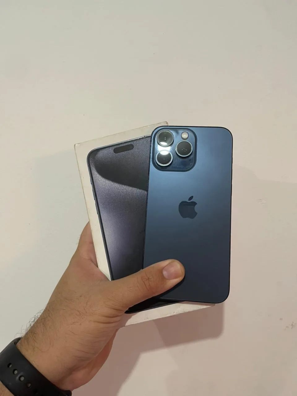 iPhone 15 Pro 256GB 海外版　esim Busca Paraguai