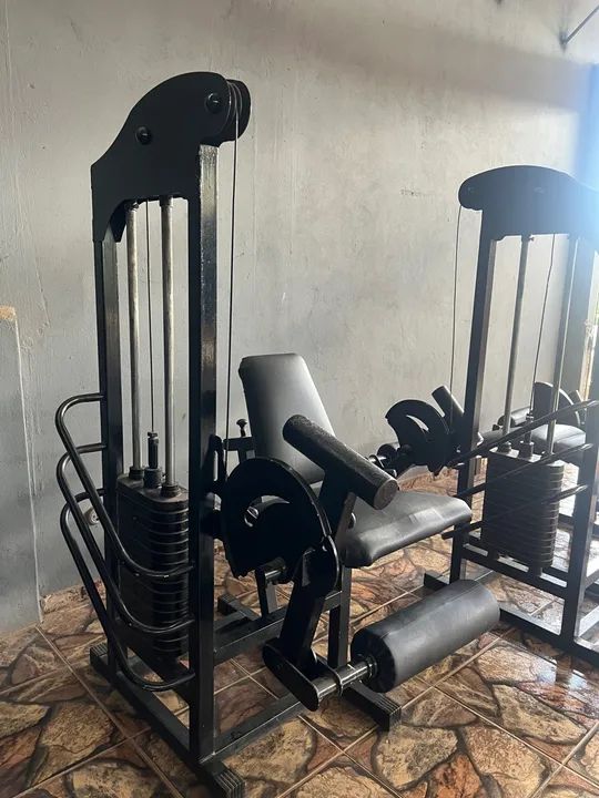 Máquina cadeira extensora academia  - Foto 3