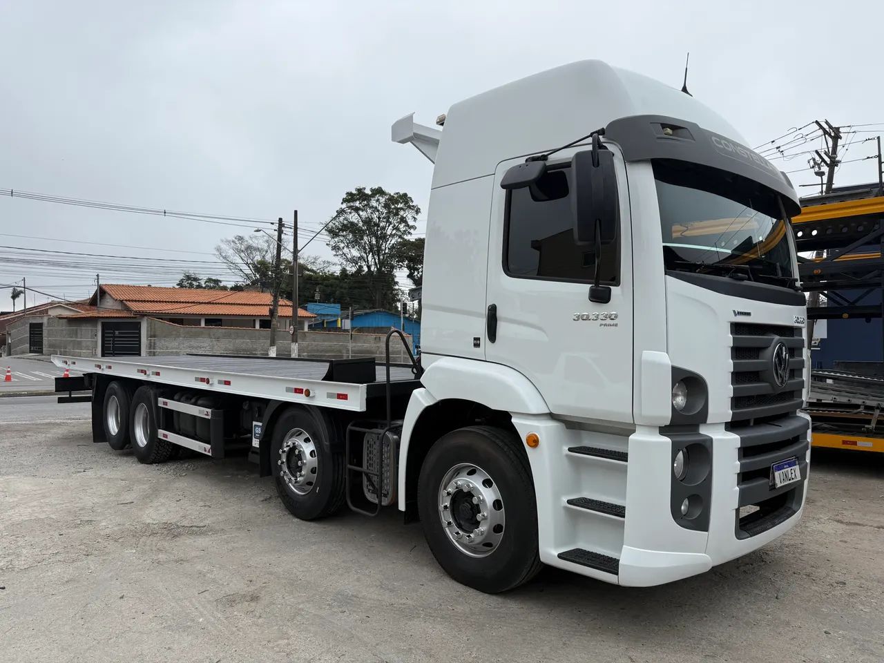 Vw 30330 2023 plataforma prancha guincho 68.000km bitruck  - Foto 2
