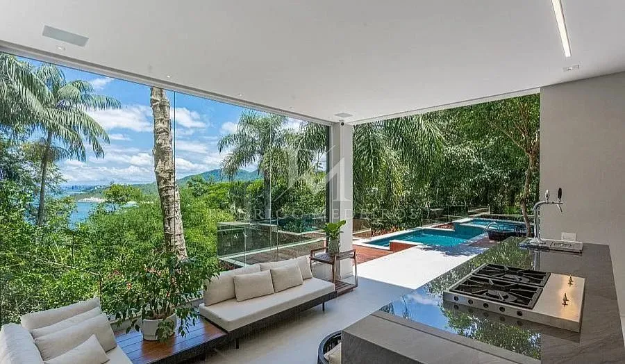Casa 4 Suítes, Piscina, Vista Para o Mar - Praia do Estaleiro/BC