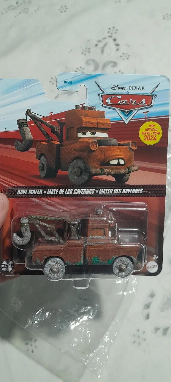 Carrinho Cave Mater Cars Disney Pixar 2024