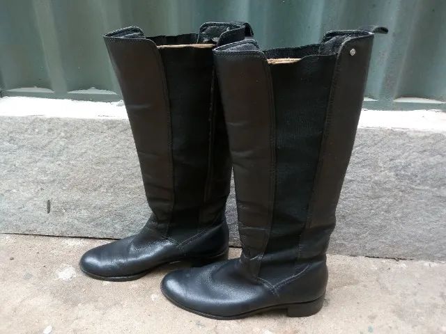 Bota Capodarte Couro Legítimo N° 37
