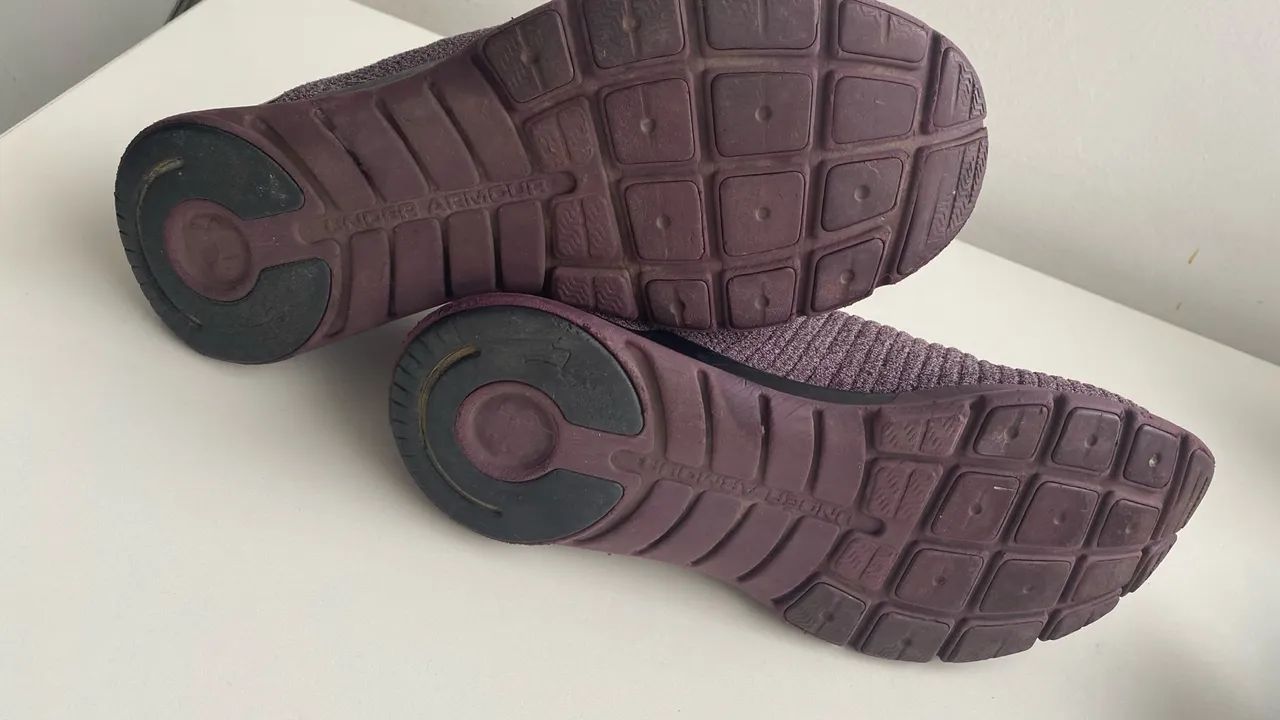 Tênis Under Armour - Unissex - Usado - Foto 4