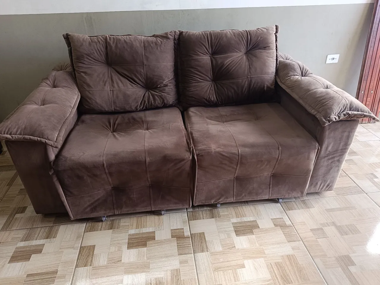 Sofá 2 lugares confortável e elegante