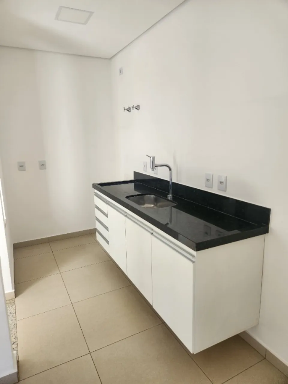 Sobrado com dois quartos em Condomínio na Vila Nascente