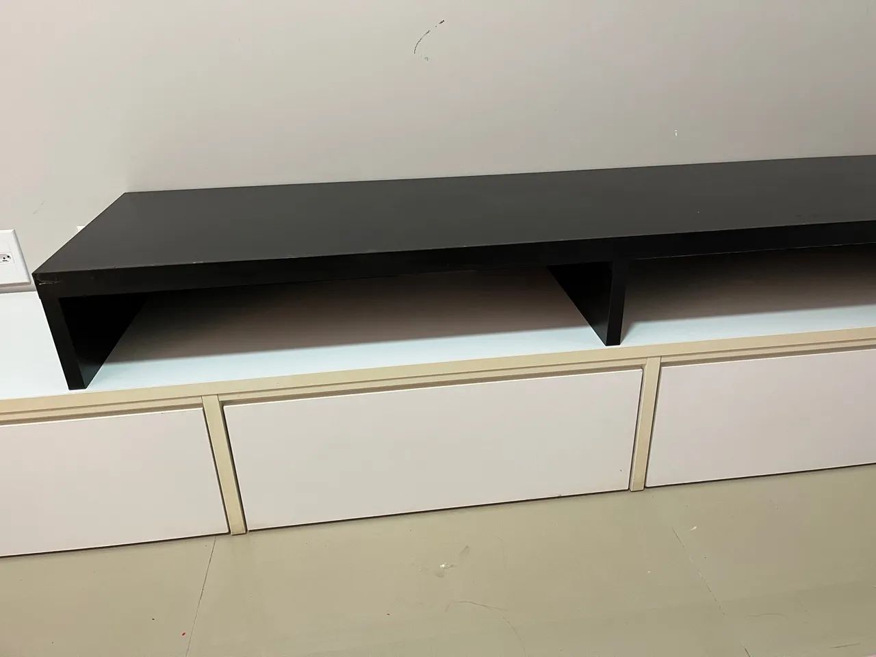 Black Rack with White Drawers