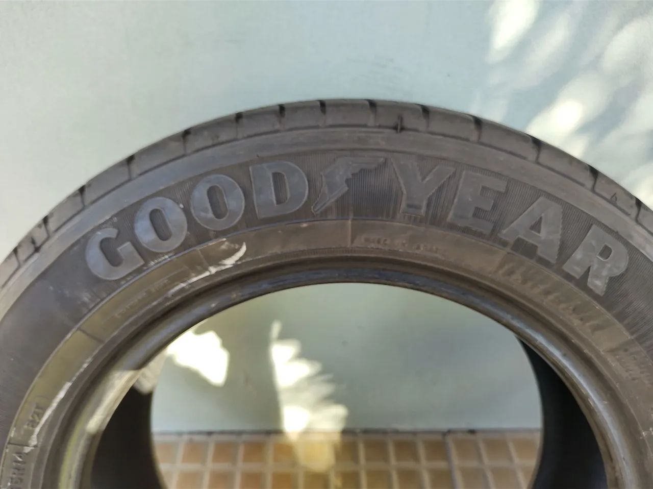 Pneus  175 / 65 / 14  Goodyear Assurance  - Foto 5