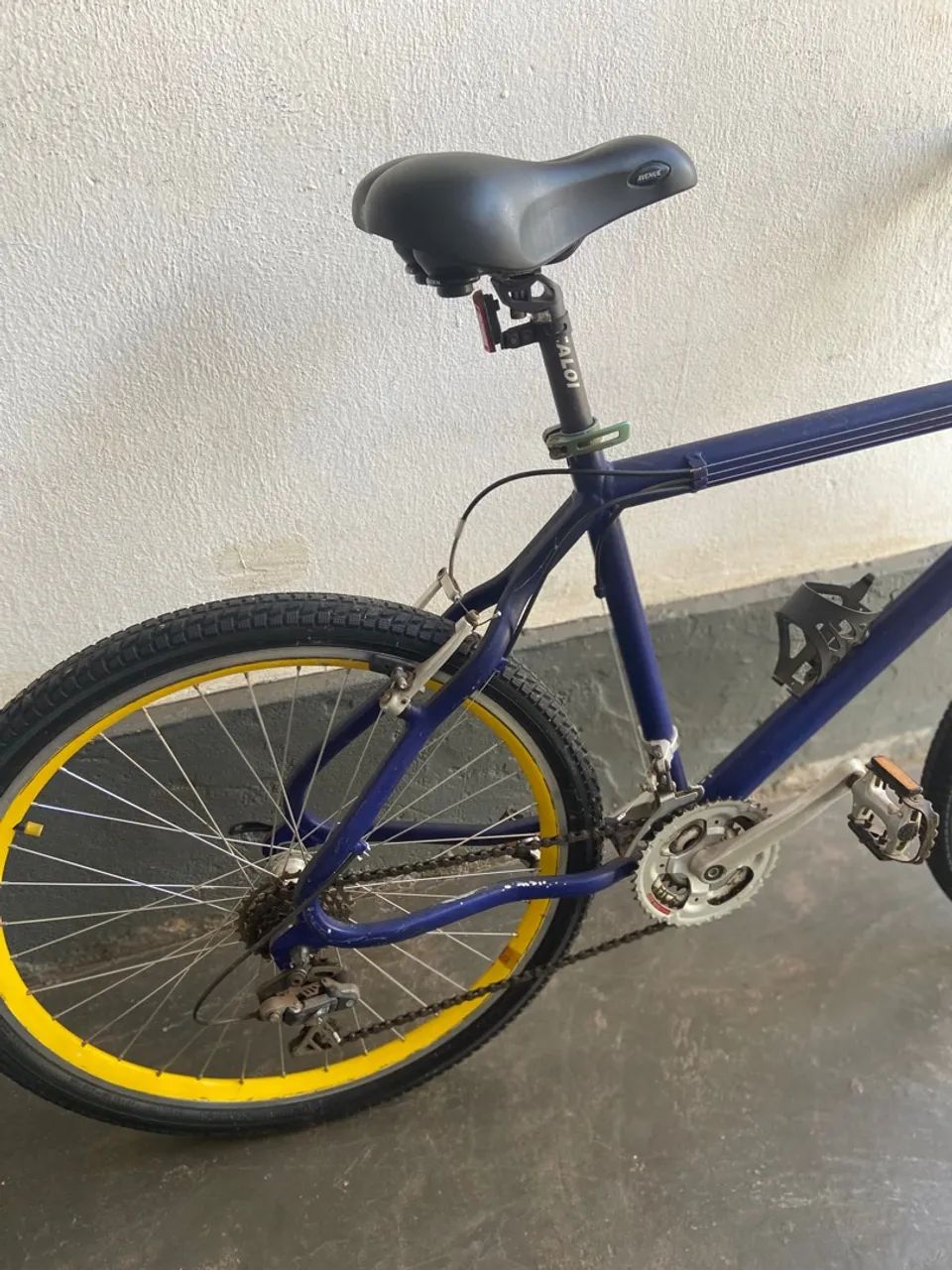 Bicicleta Caloi Aro 28 Freio Shimano De Marcha  - Foto 4