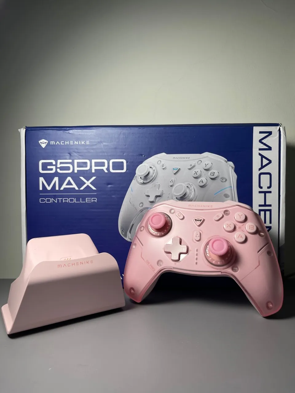 Controle Gamer RGB Machenike G5 Pro Max Rosa + Base Carregamento