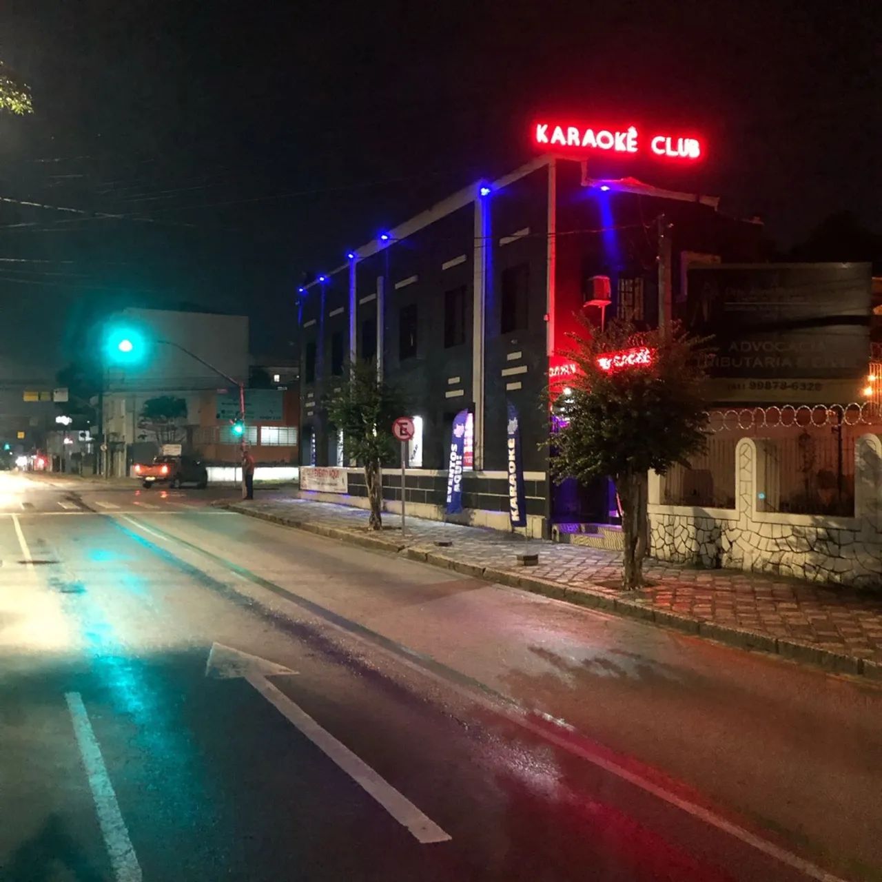 Aniversário gratis x no Love Story Karaoke Bar!