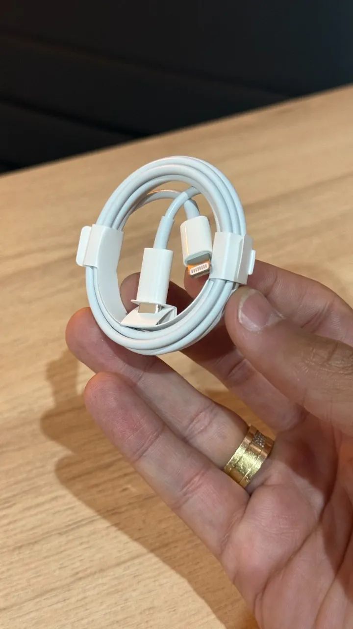 Cabo iPhone Original Apple USB C para Lightning - Novo, sem uso! Até 12x no cartão! - Foto 2