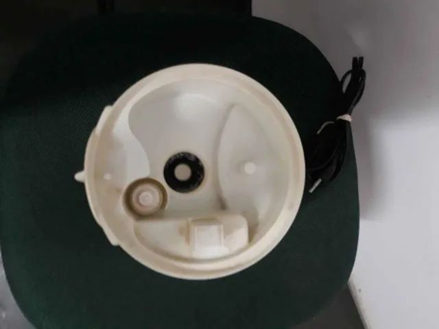 Umidificador 4 Litros Relax Medic modelo RM-HA15, 30 W - consertar ou aproveitar peças - Foto 4