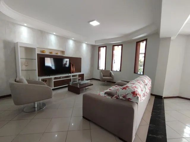 Excelente casa 4/4 sendo 4 suítes, Próximo Centro da Cidade. - Foto 4