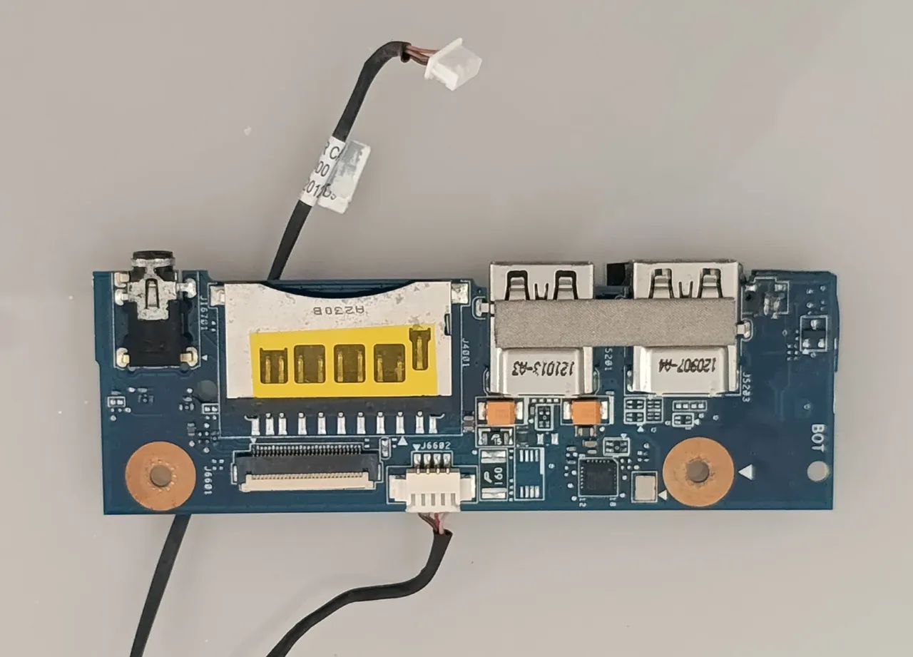 Placa USB Áudio para Positivo Ultra