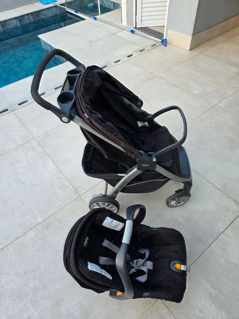 Carrinho + bebê conforto BRAVO - Foto 2