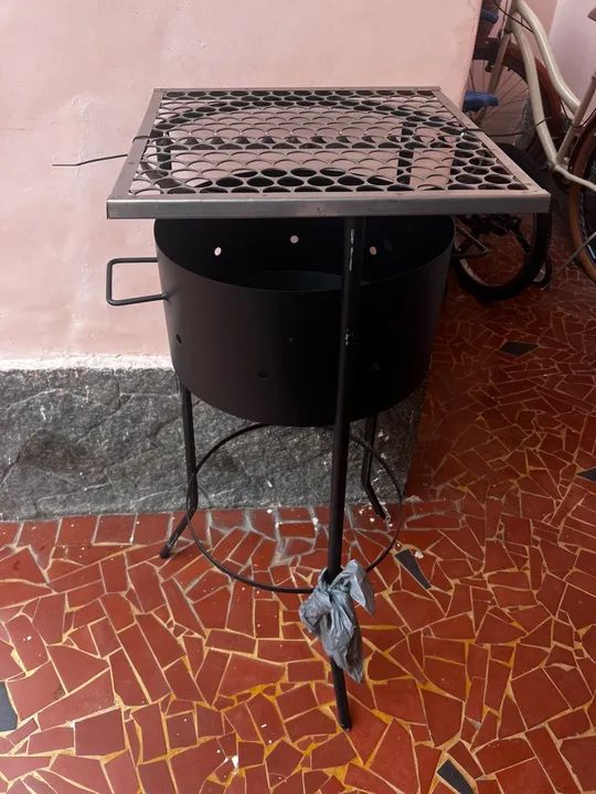 Churrasqueira de ferro