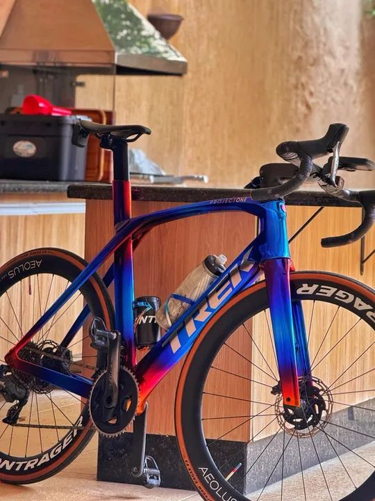 Trek Madone SLR - Edição Limitada VENDO OU TROCO POR MENOR VALOR - Foto 3