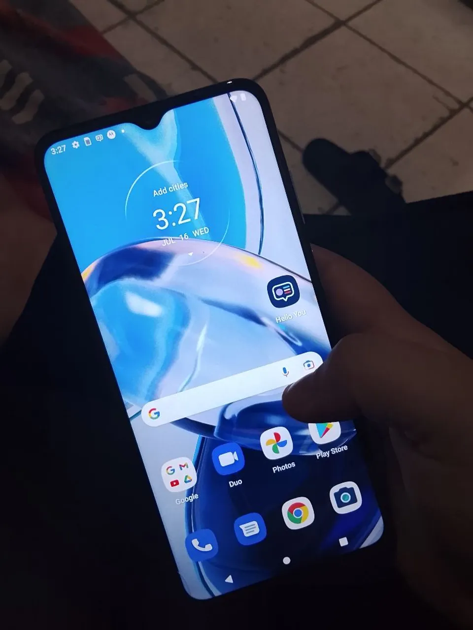 Moto E22 semi novo usado poucos meses