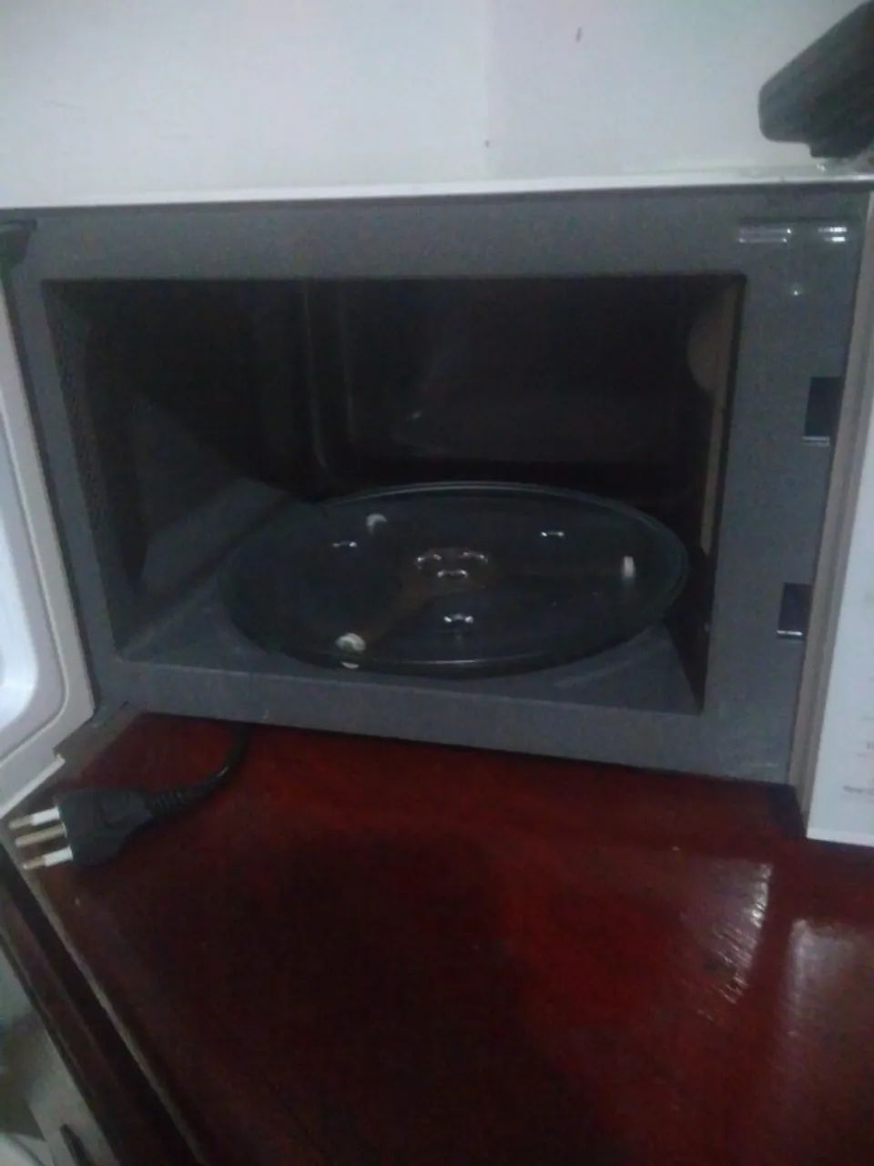 Micro-ondas Panasonic 21 Litros - Foto 2