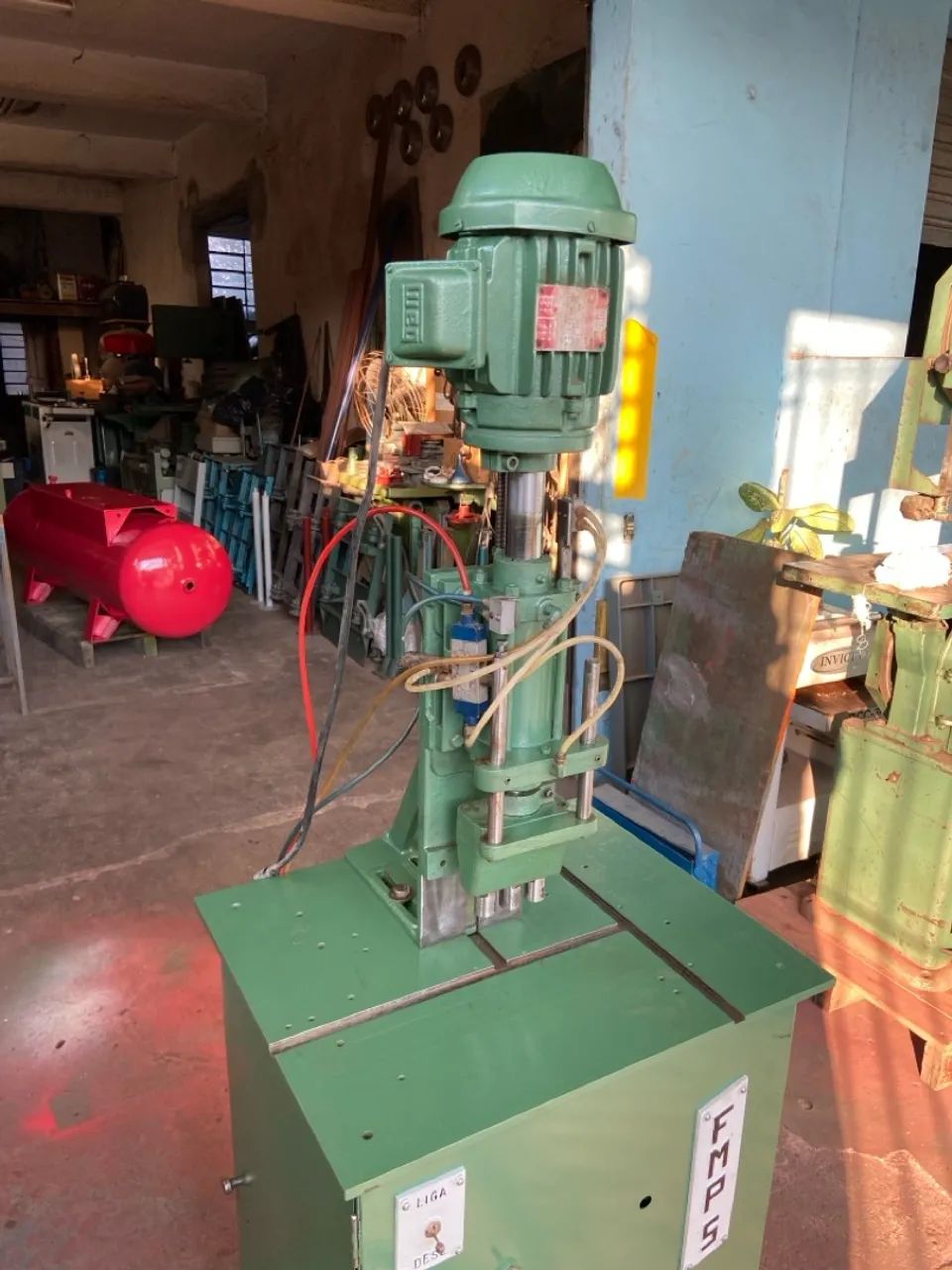 Furadeira Múltipla de 3 Furos  - Foto 5