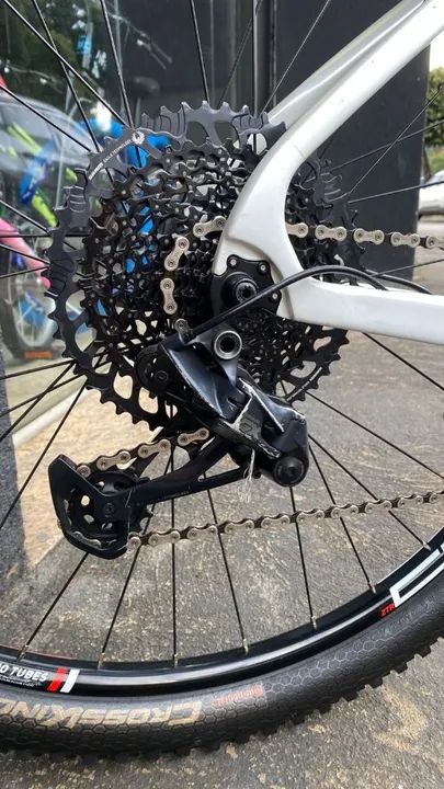 MTB Caloi Elite Carbon Racing Seminova Segundo Dono com Nota Fiscal  - Foto 3