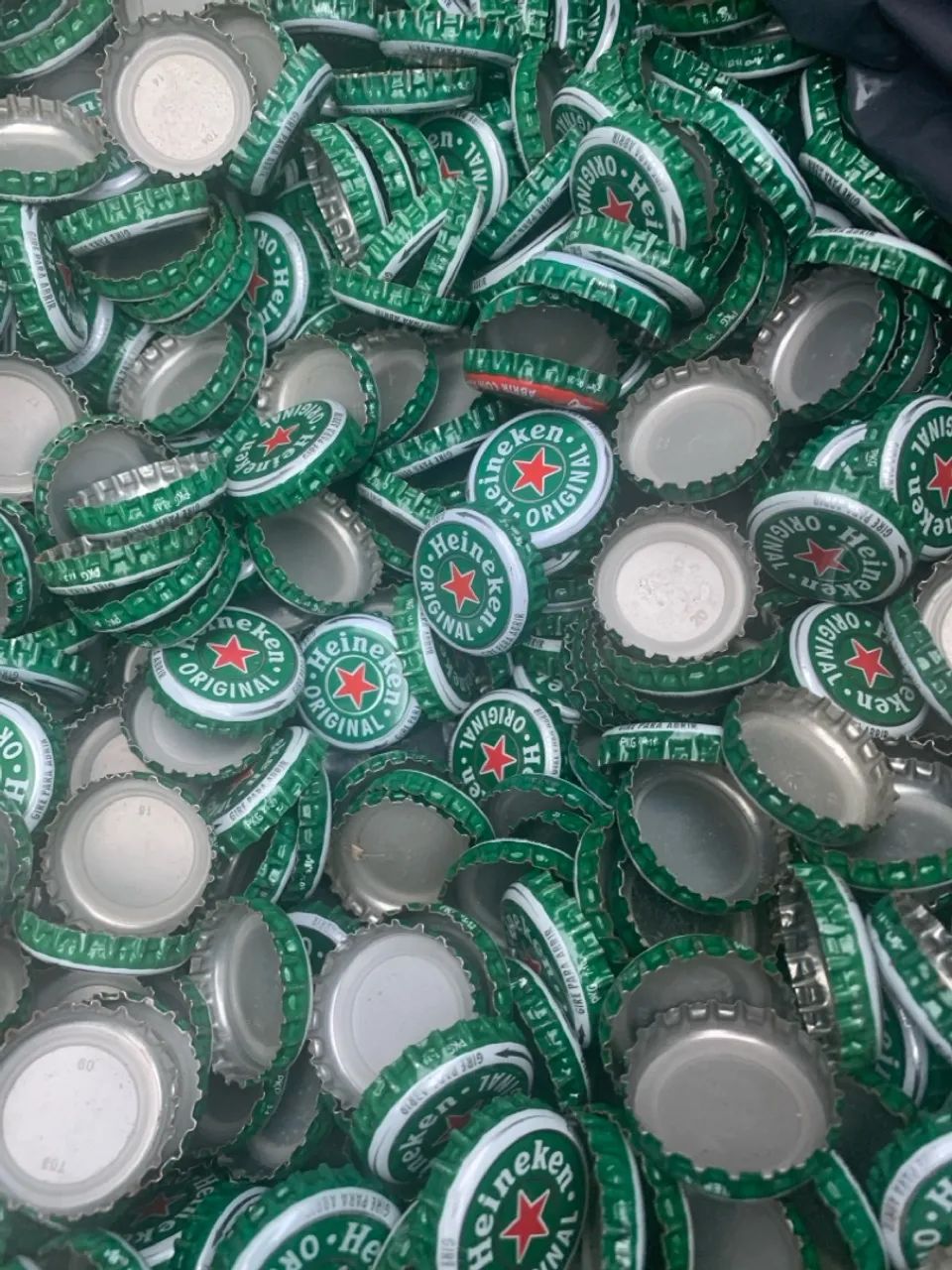 tampinhas de cerveja Heineken - Foto 2