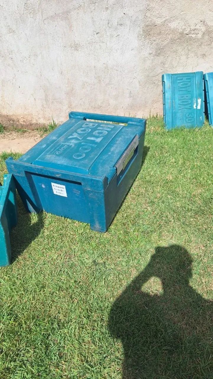 Caixa térmica hotbox 15l 30l 100l em bom estado USADA preço por tamanho leia na descrição  - Foto 5
