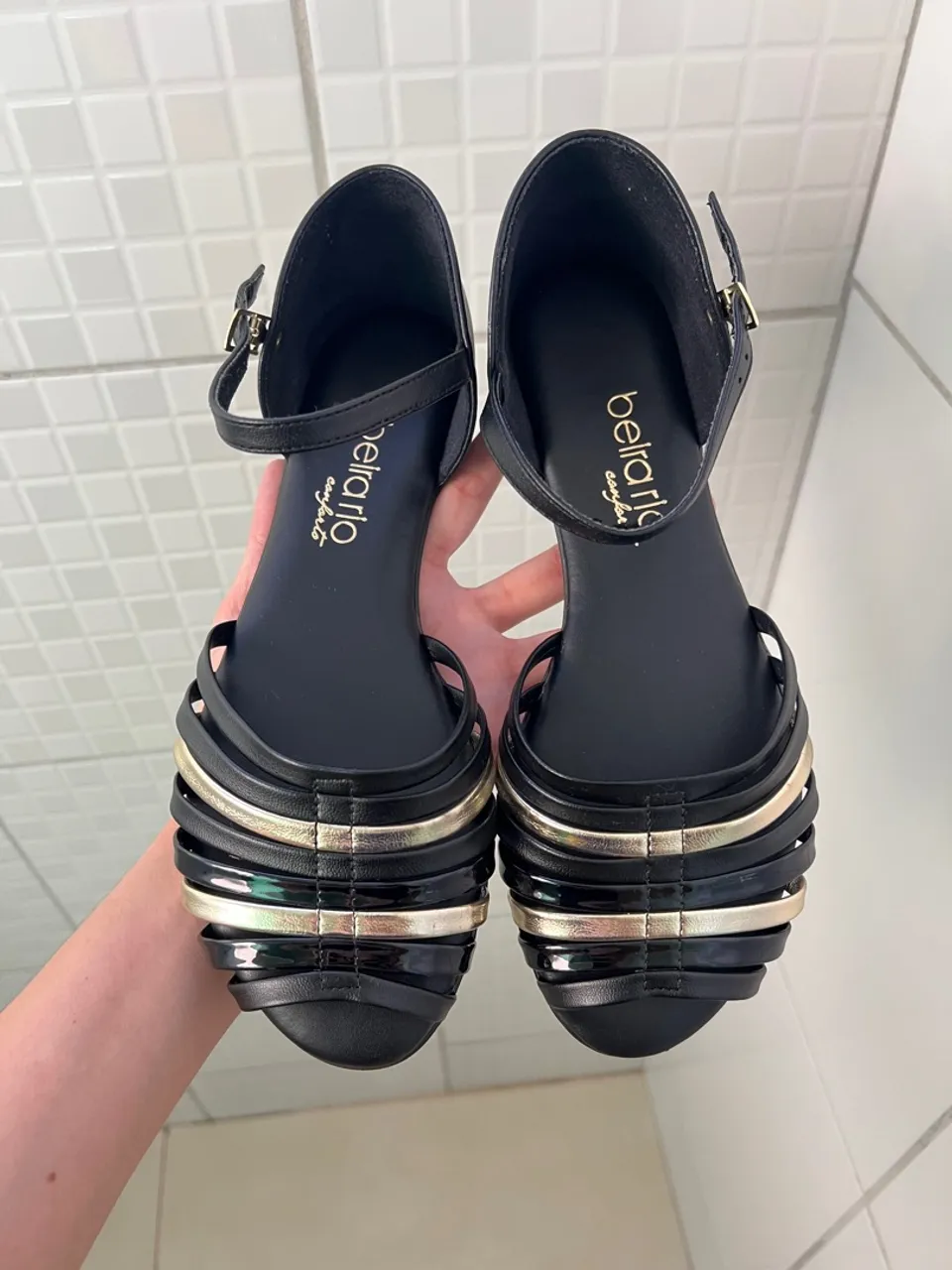 Sandália Feminina Beira Rio Conforto - Elegância e Estilo!