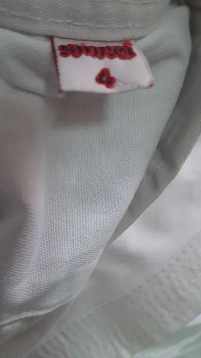 Kimono de Karatê Branco - Tamanho 4 - Foto 2