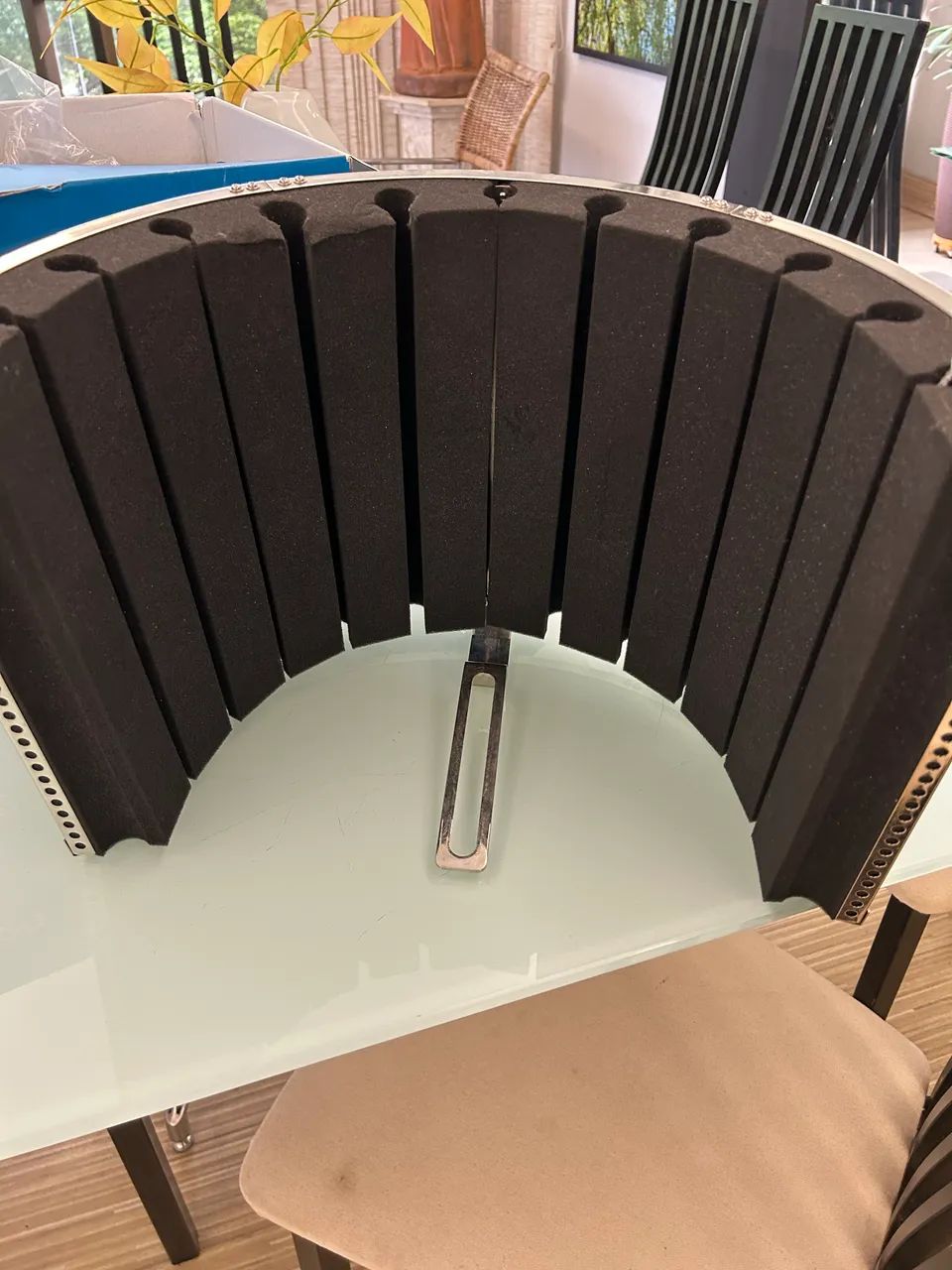 Studio Microphone Screen64573374545795124