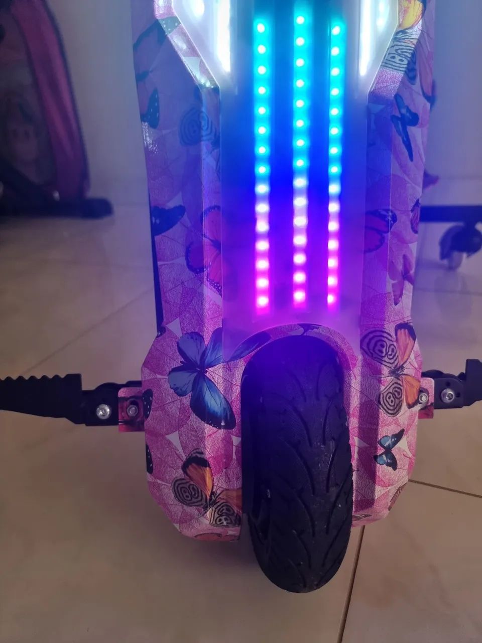 Triciclo Elétrico 36v 20km/h até 120kg Livvo - Foto 3