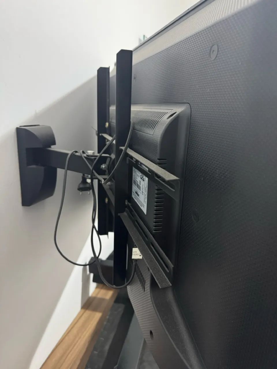TV Samsung com suporte de parede  - Foto 3