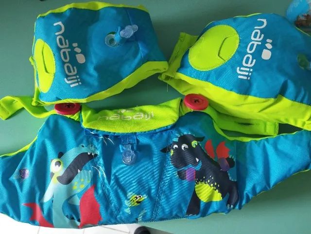Cinto e boia Decathlon infantil 