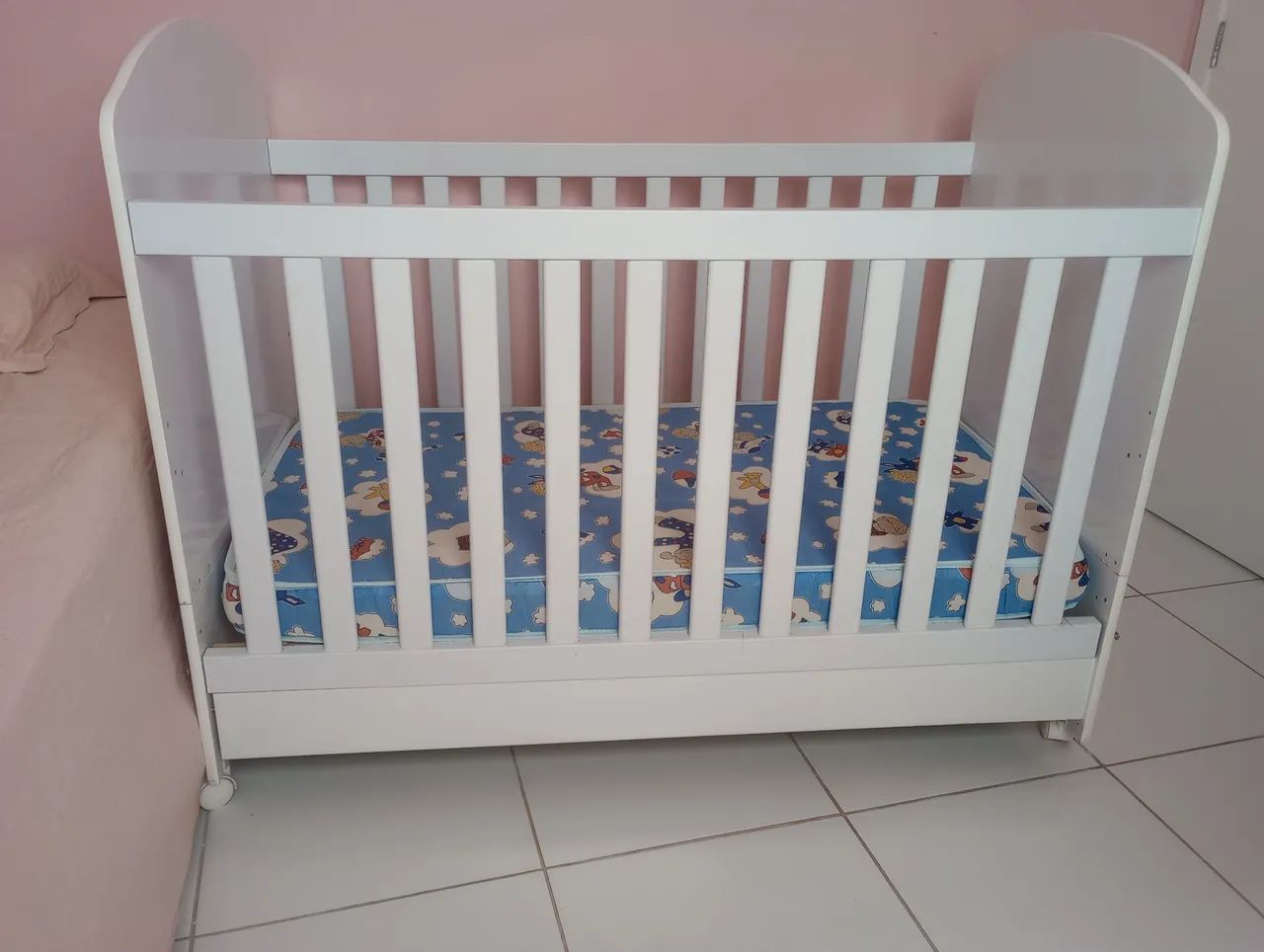 Berço de Bebê - Branco - Usado + colchão  - Foto 3