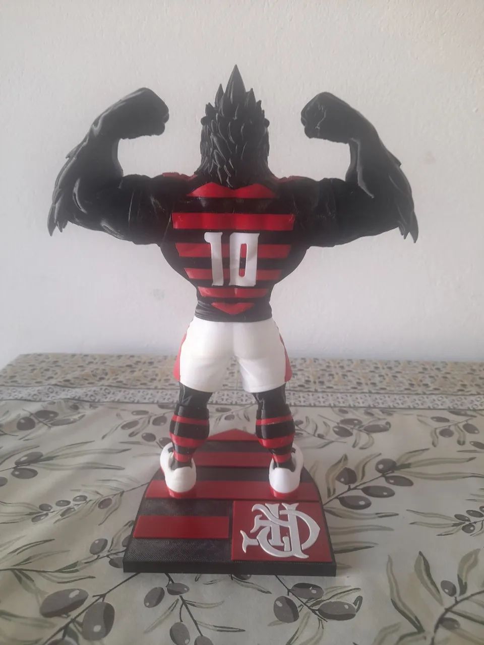 MASCOTE DO FLAMENGO 28CM COM BASE-TORCEDOR RUBRO-NEGRO - Foto 3