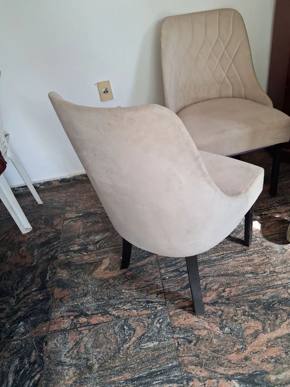 Cadeiras estofadas - Foto 3