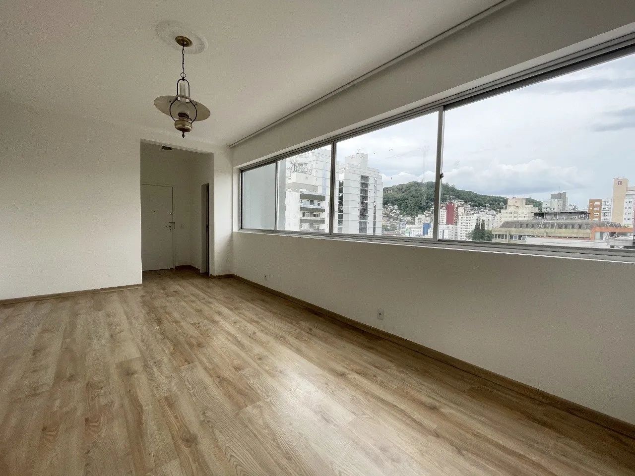 Venda | Apartamento 4 quartos (1 suíte) + 2 vagas