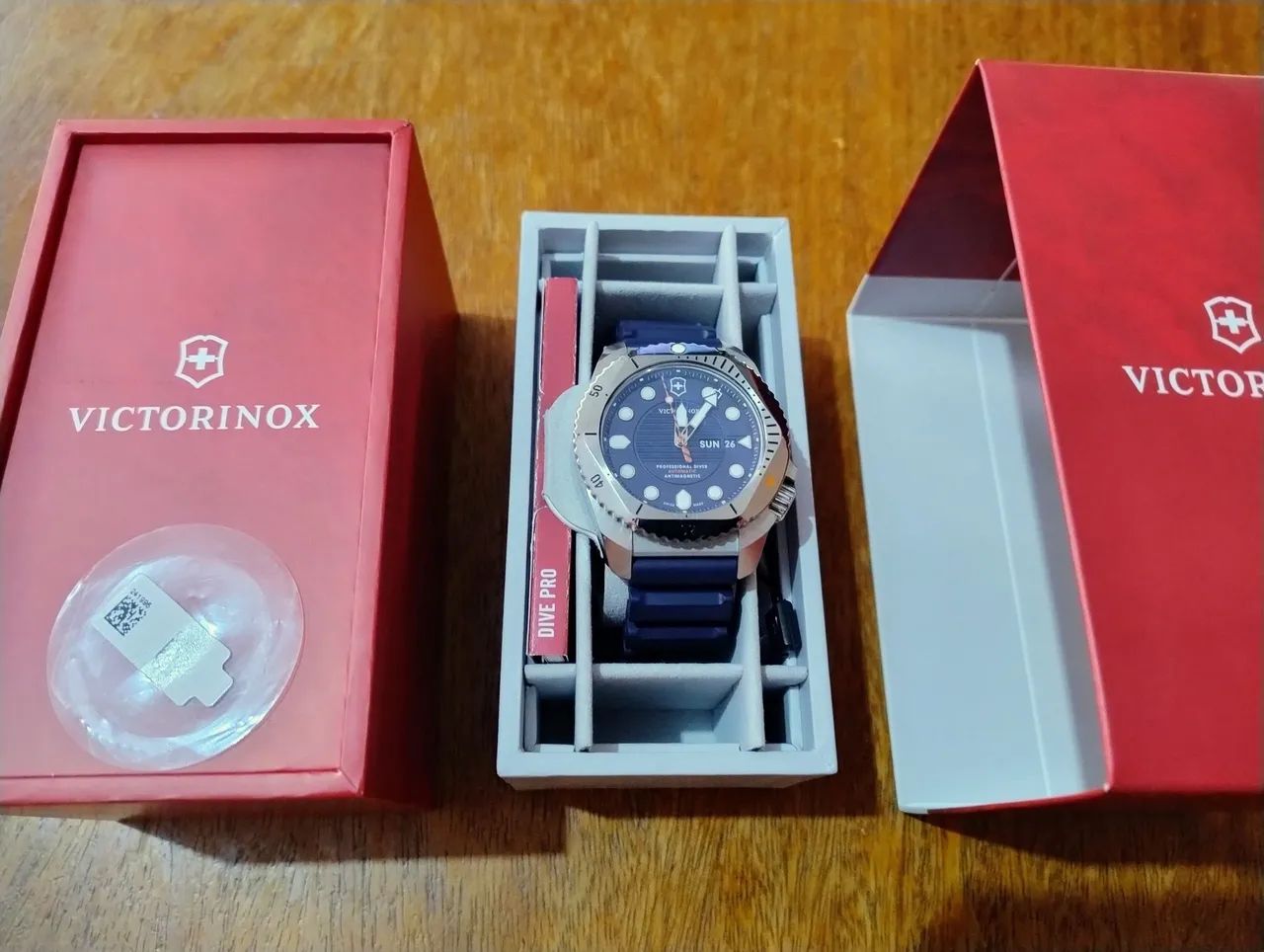 VICTORINOX AUTOMÁTICO  - Foto 2