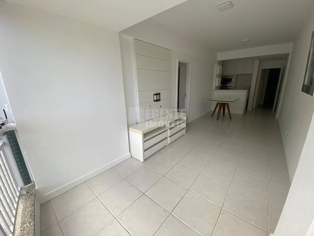 Ótimo apartamento de 3 dormitórios para locação no bairro Itacorubi!