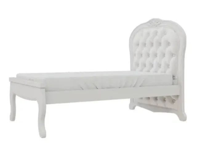 Berço que vira cama capitonê com colchão  - Foto 2