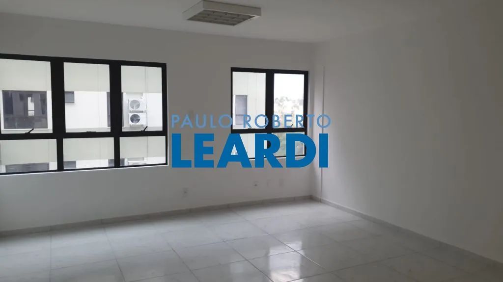 COMERCIAL - TRINDADE - SC