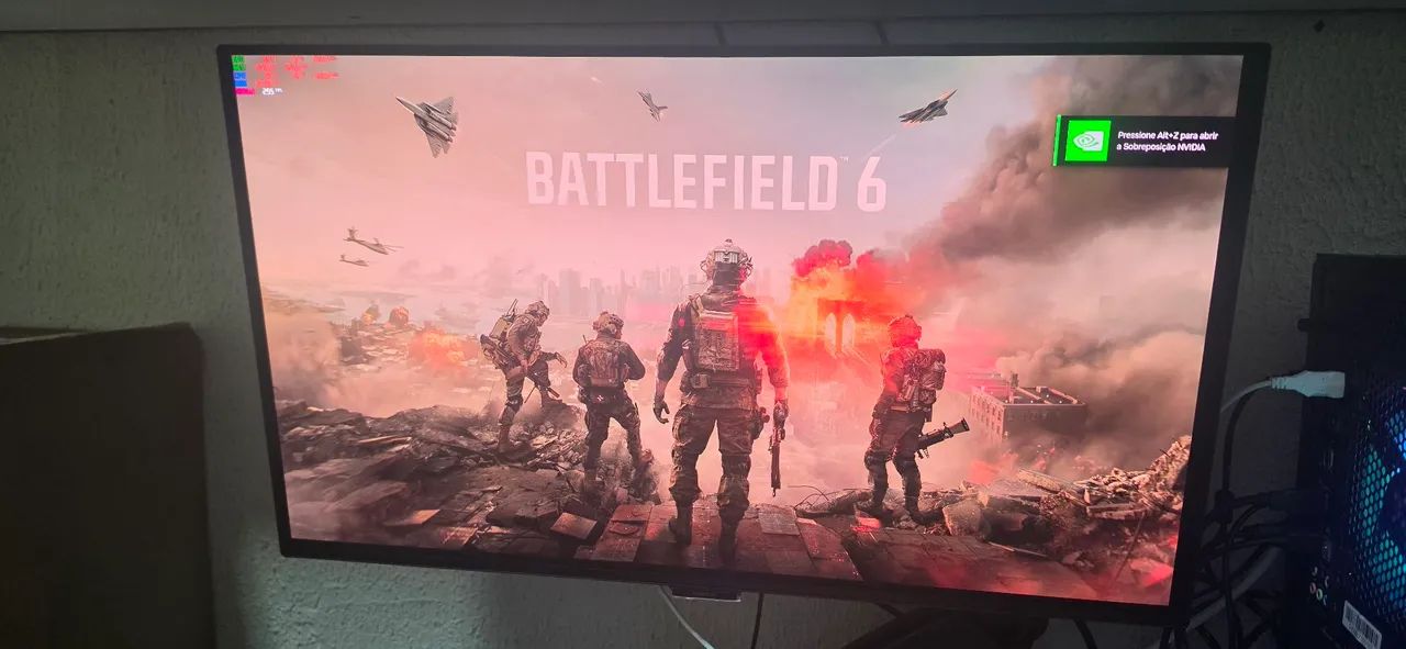 Pc game ultra com oled rodando tudo no ultra  - Foto 2