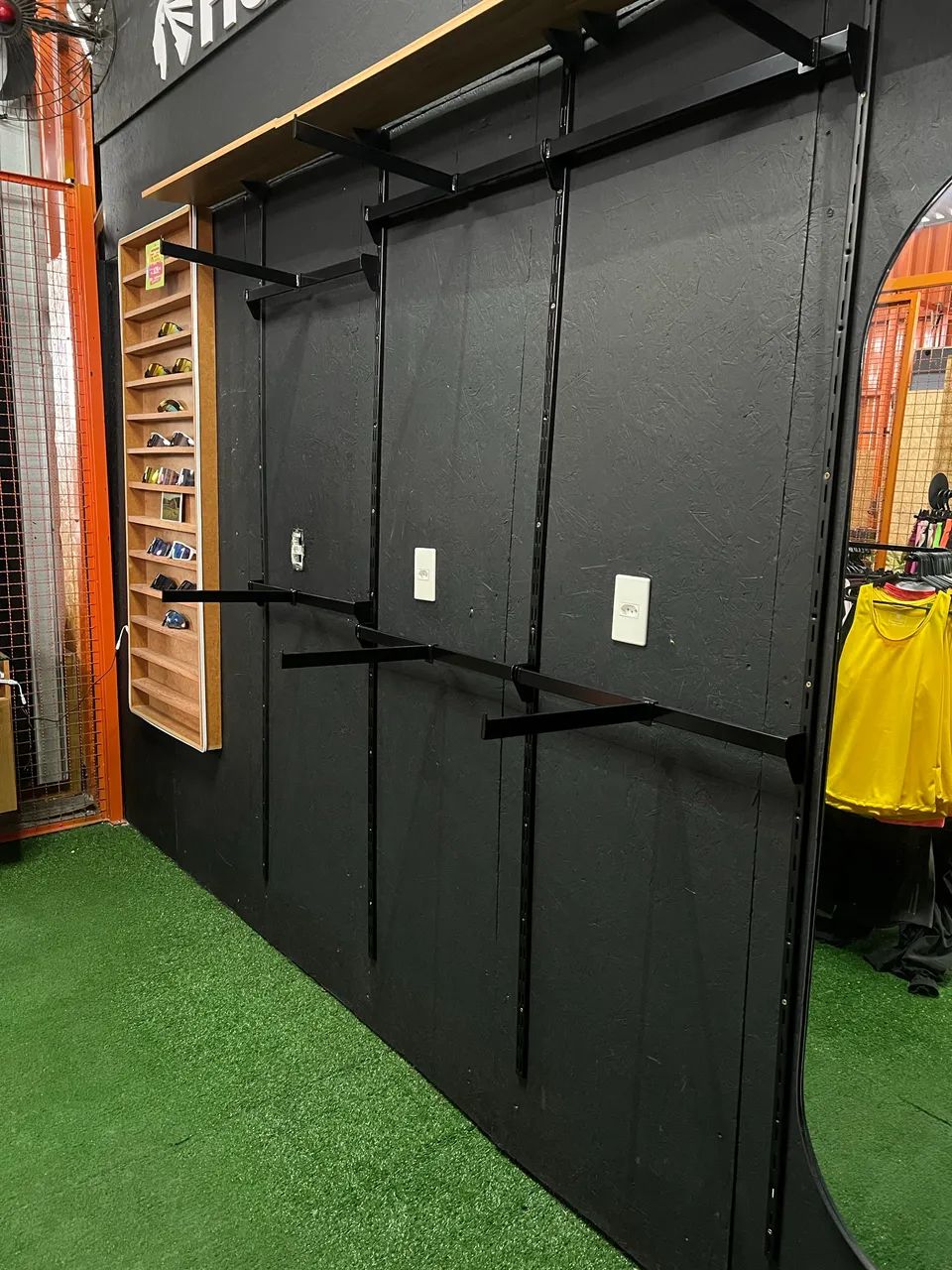 Expositor de parede para loja 16 peças  - Foto 3