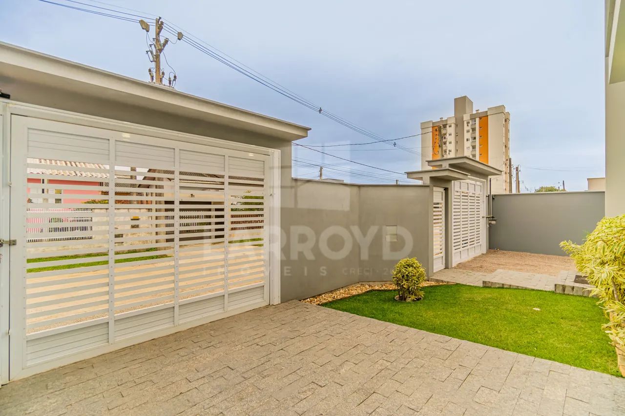 Casa à venda com área gourmet e amplo terreno - Foto 5