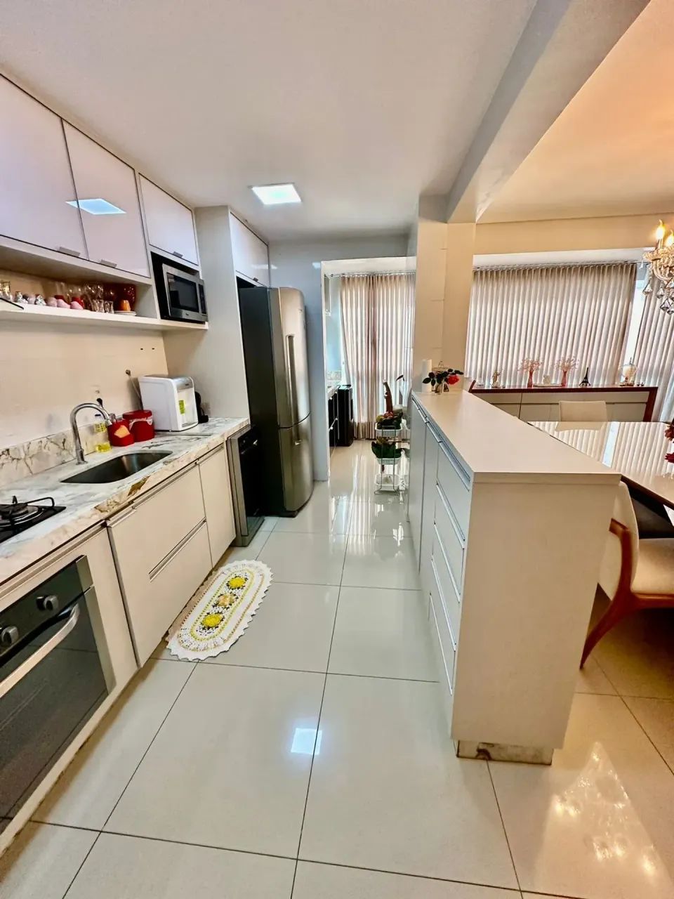 Apartamento com 115 m2, 3 suítes, 2 vagas paralelas, mobiliado e decorado (oportunidade) - Foto 8