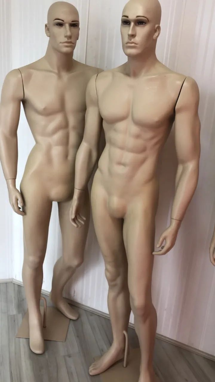 Manequins masculinos - Foto 2